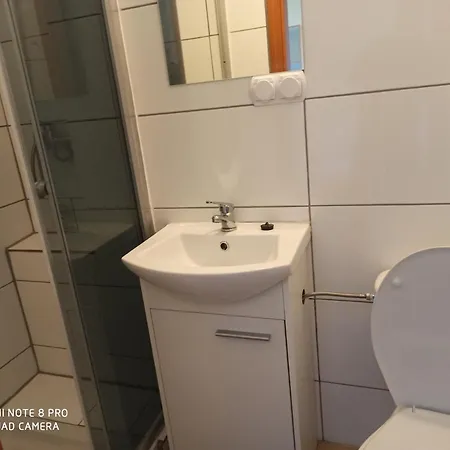 Hostel Pod Kasztanami Marki (Wolomin)