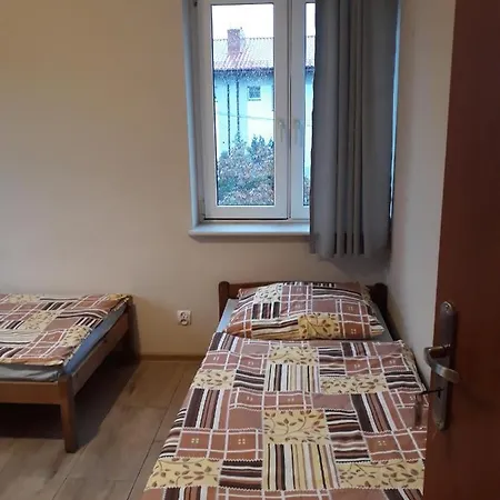Pracownicze Pod Kasztanami Hostel